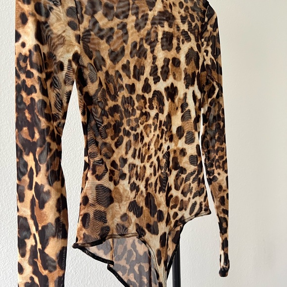 Leopard Mesh Slim Fit Top - Picture 1 of 4